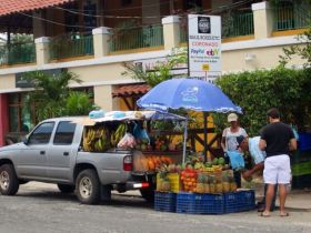 Buying from local street vendor in Coronado, Panama – Best Places In The World To Retire – International Living